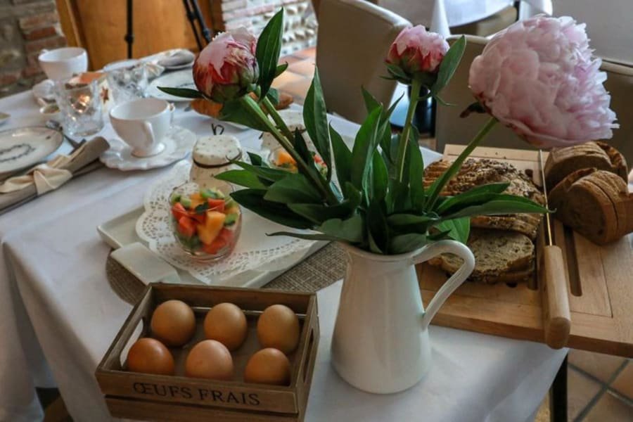 Petit-déjeuner à la Maison du Poêlon